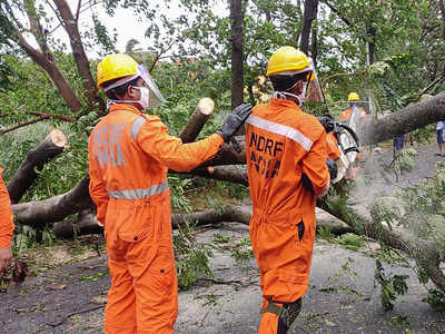 76 NDRF ಸಿಬ್ಬಂದಿಗೆ ಕೊರೊನಾ: ಮುಳುವಾಯಿತು ಅಂಫಾನ್ ಚಂಡಮಾರುತ ಕರ್ತವ್ಯ!