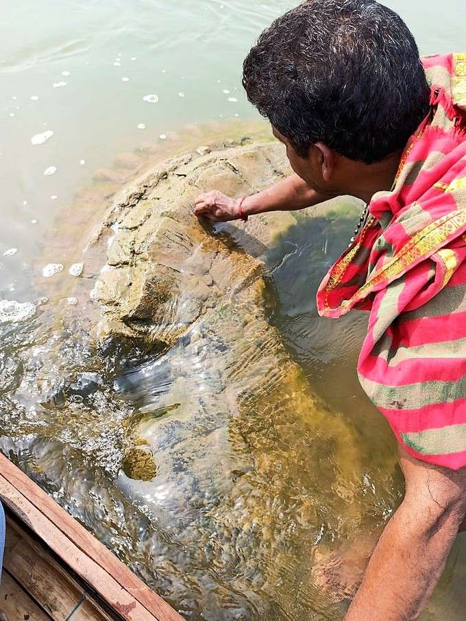 ​प्राचीन मंदिरांपैकी एक