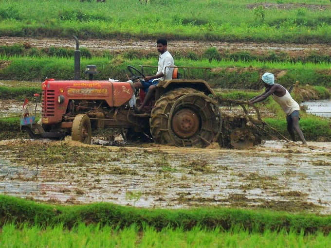 कुछ किसान अभी भी परेशान