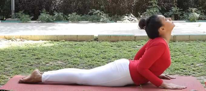 ​भुजंगासन (Cobra Pose)