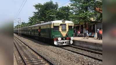 রাজ্যে লোকাল ট্রেন চালুর আগে চাই ফাঁকা স্টেশন