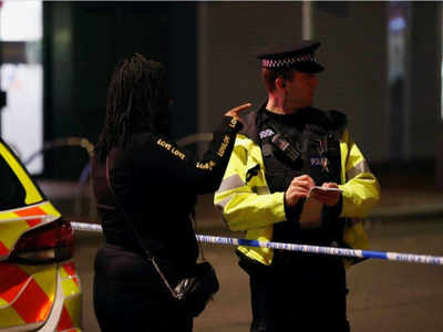 ब्रिटेन: रीडिंग में चाकू मारकर 3 की हत्या, आतंकी हमला करार