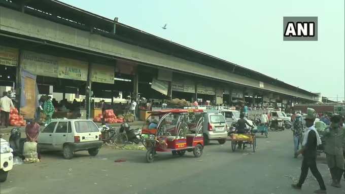 आपको बता दें कि पंजाब में कोरोना के 4 हजार से भी ज्यादा मामले सामने आए हैं।