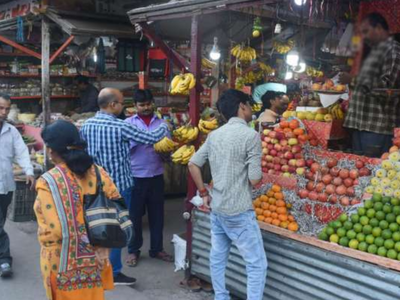 പഞ്ചറൊട്ടിച്ചും, പച്ചക്കറി വിറ്റും; ഡൽഹിയിലെ ഗസ്റ്റ് ടീച്ചർമാരുടെ ജീവിതം