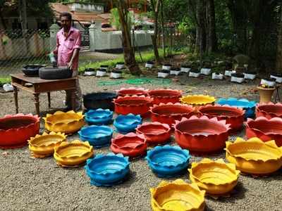 ദിലീപ് മാജിക്കിൽ ടയറുകളിൽ വിരിയുന്നത് താമരപ്പൂവ്;  പ്രകൃതിക്കിണങ്ങുന്ന ഗ്രോ ബാഗുകളും തയ്യാർ!!