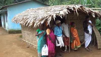 കുറത്തികുടി നിവാസികള്‍ക്ക് അടിസ്ഥാന സൗകര്യങ്ങള്‍ അകലെ; വീടും ഗതാഗത യോഗ്യമായ റോഡും ഇല്ല....