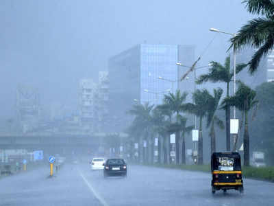 मौसम का खेल शुरू, कहीं बारिश तो कहीं गर्मी, असम में बाढ़ से 22 मौतें