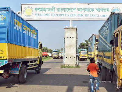 ममता की रोक के कारण बंगाल सीमा से बांग्लादेश को निर्यात पूरी तरह बंद, जानें पूरी बात