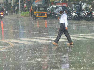 मुंबई: 11 बजकर 38 मिनट, समुद्र तट से रहें दूर, मौसम विभाग ने जारी की यह चेतावनी