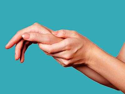 Thumb Pain Treatment : अंगूठे में हो रहा है दर्द तो इस घरेलू उपचार से मिलेगी मदद