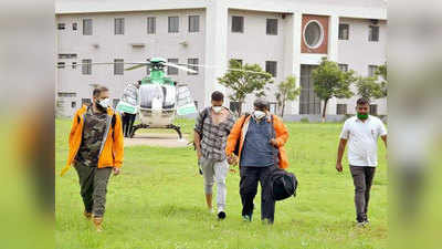 हेलिकॉप्टर से नासिक जाकर विवाद में आए अक्षय कुमार, मंत्री ने बोले- नहीं तोड़ा गया नियम