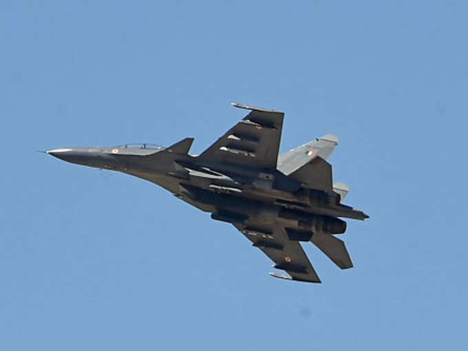 वायुसेना की तैयारी, चीन को चेतावनी