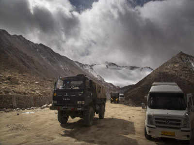 india china border news : पस्त हुआ चीन, पूर्वी लद्दाख से सैनिकों के पूरी तरह पीछे हटाने पर हुआ राजी