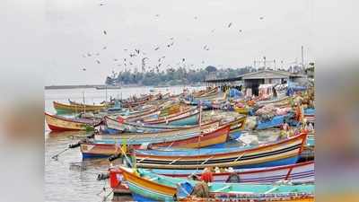 കടലിൽ വള്ളമിറക്കിയാൽ പിടിച്ചെടുക്കും; കൊല്ലത്ത്‌ തീരദേശത്തെ മത്സ്യവിപണനവും  നിരോധിച്ചു