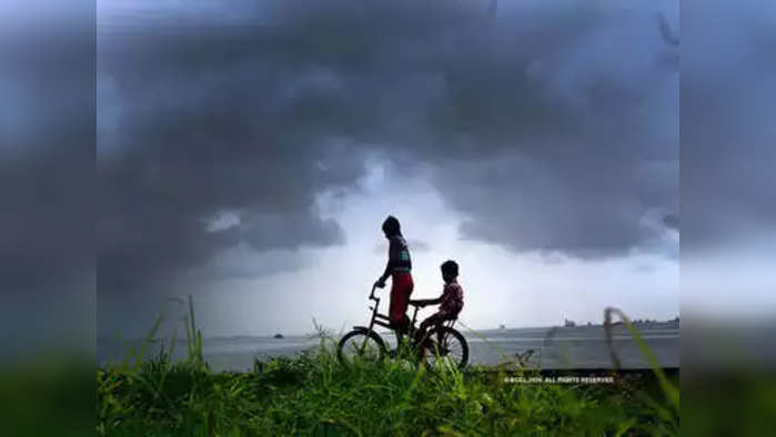 Bihar Weather Alert: आज नेपाल की तराई से सटे जिले वाले लोग रहें होशियार... उत्तर बिहार में भी भारी बारिश की चेतावनी