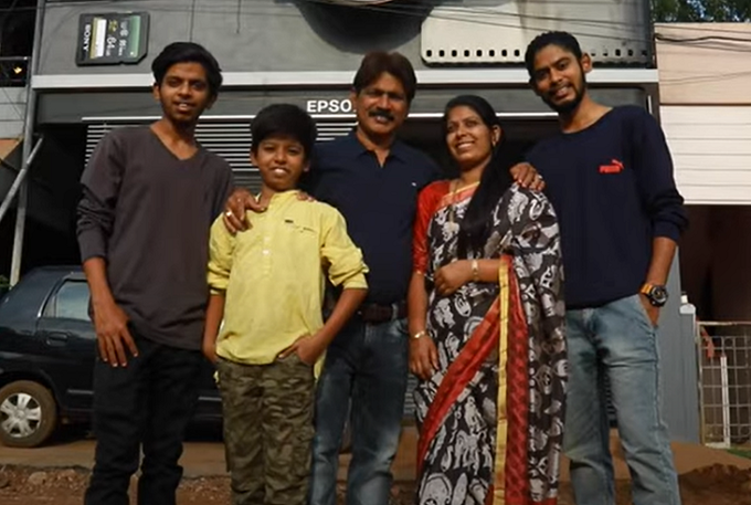 Ravi Hongal and family