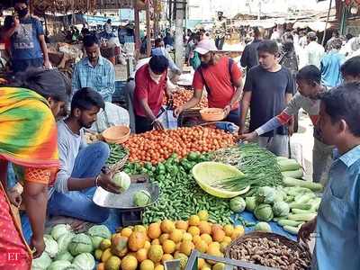 മാസ്‌കും കൈയുറയും ഇല്ലാതെ കച്ചവടം നടത്തിയാൽ കടയ്ക്ക് പൂട്ട് വീഴും; ഉത്തരവിറക്കി കളക്ടർ, കാസർകോട് കടുത്ത നിയന്ത്രണം