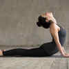 అందం కోసం అనసూయ ఫీట్లు | anasuya abharadwaj ariel yoga exercise images -  Telugu Oneindia