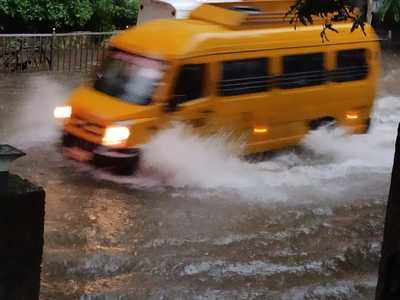 Mumbai rain:  मुंबईत पावसाची संततधार; ठाणे, पालघरला ऑरेंज तर, रत्नागिरीला रेड अलर्ट