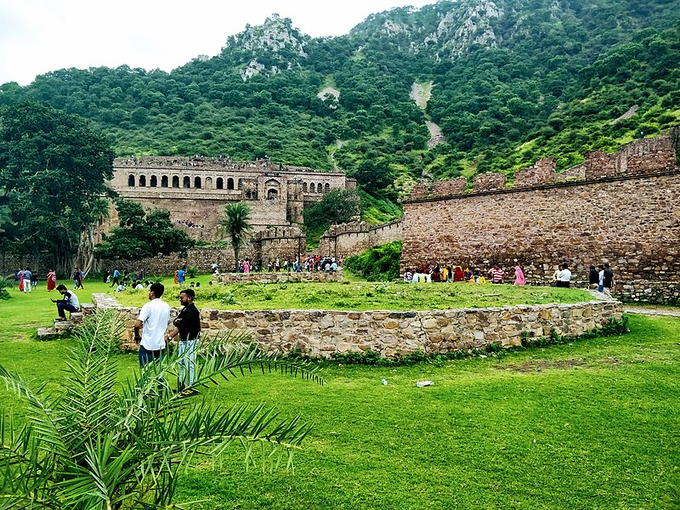 Bhangarh Fort