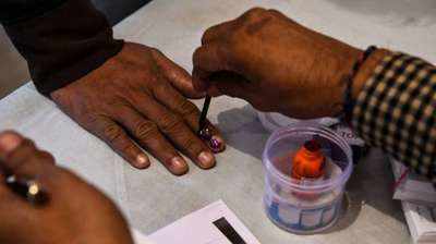 Bihar Election 2020: अब 80 साल के ऊपर के वोटर ही पोस्टल बैलेट से डाल सकेंगे अपना वोट
