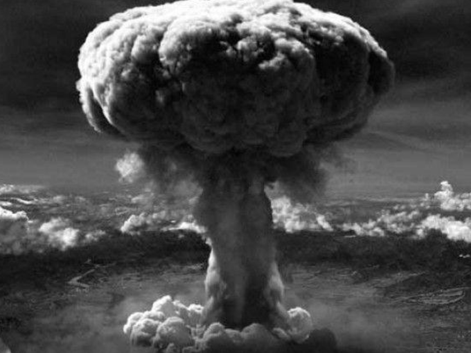 ब्रह्मास्‍त्र की तर्ज पर बनाया गया परमाणु बम