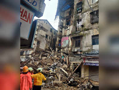 Mumbai Building Collapse: मुंबईत कोसळलेल्या इमारतीच्या ढिगाऱ्याखालून काढले आणखी तीन मृतदेह