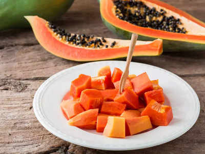 Papaya For Diabetes: रक्त में इंसुलिन बढ़ाने का काम करता है पपीता, इन लोगों को करना चाहिए नियमित सेवन