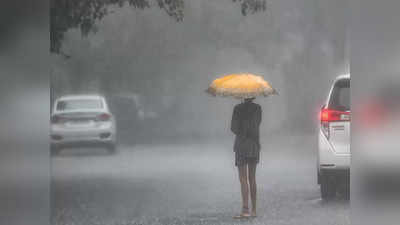 Delhi Monsoon: 48 घंटों के अंदर रिमझिम बारिश की संभावना, उमस भरी गर्मी से मिलेगी राहत