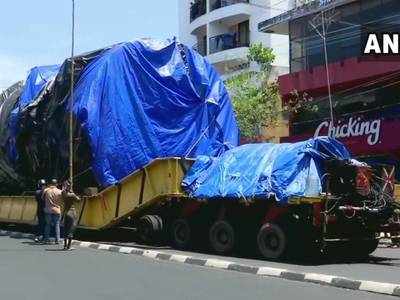 ഒരു വര്‍ഷത്തിന് ശേഷം ഒടുവിൽ ലക്ഷ്യസ്ഥാനത്ത്։ മുംബൈയിൽ നിന്നും പുറപ്പെട്ട ഭീമൻ ട്രക്ക് തിരുവനന്തപുരത്ത് എത്തി