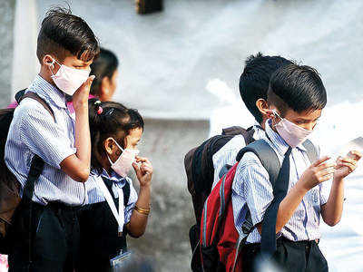Gujarat Latest News: गुजरात सरकार का सख्त निर्देश- जब तक स्कूल बंद है, फीस नहीं ले सकेंगे स्कूल