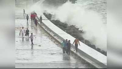 Mumbai Weather Updates: आज दोपहर आएगा हाई टाइट, समुद्र से उठेंगी ऊंची लहरें