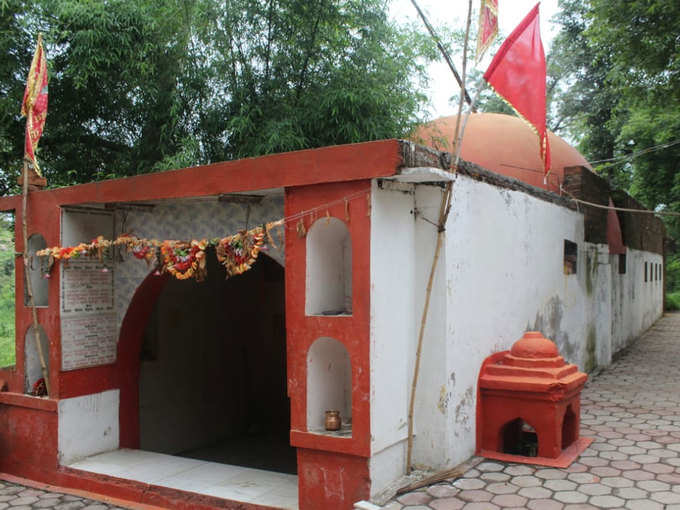 आजाद ने बनवाया था ये मंदिर