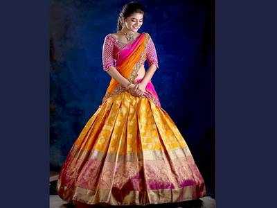 Saree For Rakshabandhan :  रक्षाबंधन पर अपनी बहन को गिफ्ट करें ऐसी Designer Saree