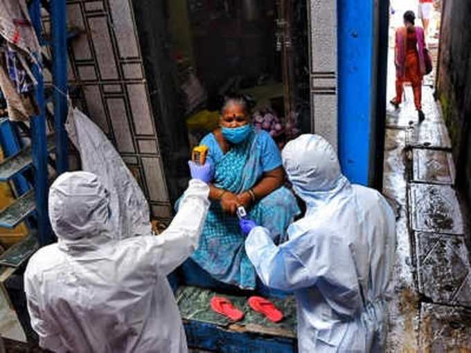 முன்களப் பணியாளர்கள்