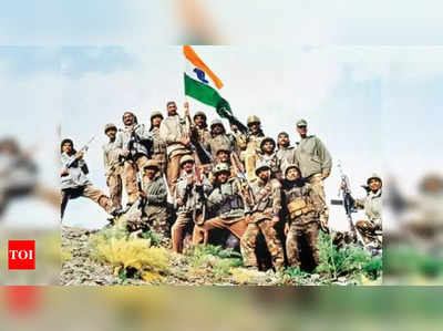 Kargil Vijay Diwas: भारतीय क्रिकेटपटूंनी कसा केला जवानांना सलाम, पाहा...