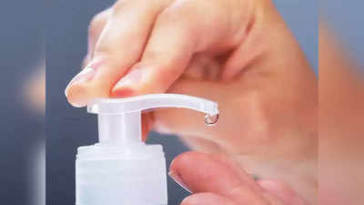 Over Use Of Hand Sanitizer: सेहत को इन 6 तरीकों से नुकसान पहुंचाता है हैंडसैनिटाइजर का अधिक उपयोग