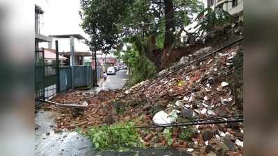 കോട്ടയത്ത് കനത്ത മഴ: റെയിൽവേ ട്രാക്കിൽ മണ്ണിടിച്ചിൽ; ട്രെയിൻ ഗതാഗതം തടസപ്പെട്ടു