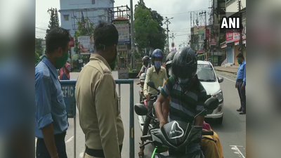 बंगाल में लॉकडाउन के बीच सड़कों पर पसरा सन्नाटा, विमान व ट्रेन सेवा भी बंद