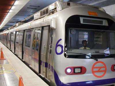 delhi metro kab chalegi latest news: मेट्रो सर्विस के लिए अभी और करना होगा इंतजार