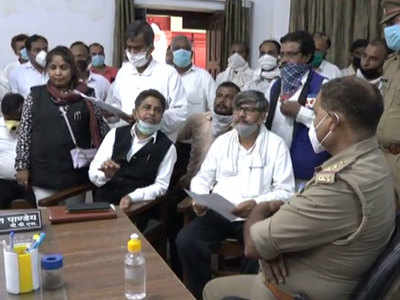कानपुर: कंटेनमेंट जोन में तब्दील कचहरी, सीमएओ के खिलाफ थाने पहुंचे वकील