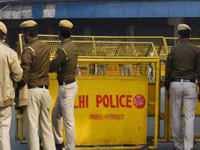 Eid Al Adha 2020: बकरीद पर ड्यूटी टाइम पर नहीं पहुंचे, दिल्ली पुलिस के 36 जवान सस्पेंड