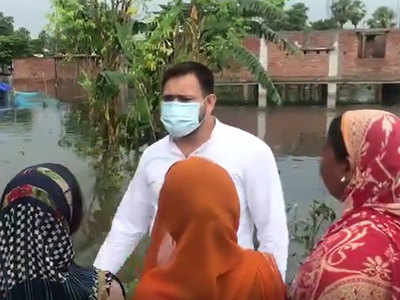 Bihar Flood Latest News : बाढ़ प्रभावित इलाके में तेजस्वी तो बीजेपी-जेडीयू ने उठाए सवाल, राजीव रंजन ने कहा- पीड़ितों का दर्द बांटने नहीं पिकनिक मनाने गए हैं