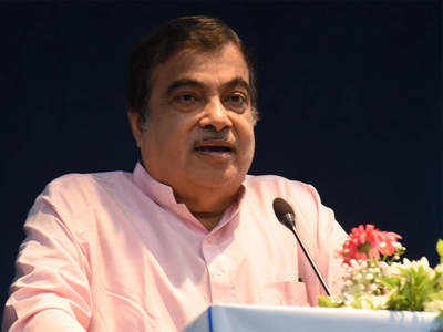 nitin gadkari : करोना कशामुळे जाईल हे कोणताही नेता सांगू शकत नाही: गडकरी