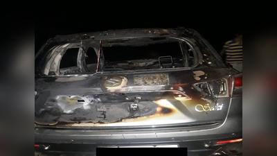 जम्मू-कश्मीर: सेना के जवान को आतंकवादियों ने अगवा किया, गाड़ी में लगाई आग