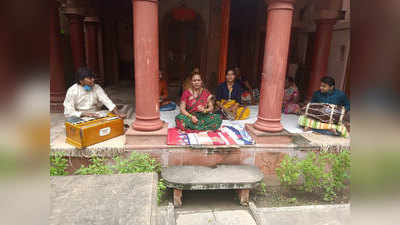 Mirzapur news: महामारी के चलते कजली हुई उदास, ना पड़े झूले और ना ही सजे अखाड़े