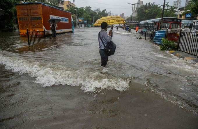 નીચાણવાળા વિસ્તારોની હાલત ખરાબ