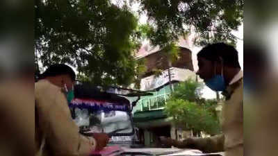 कानपुर: बिना हेल्मेट रोकने पर भड़के नेताजी, दरोगा से बोले- ‘सत्ता में हैं, आम आदमी जैसा ट्रीट करोगे’