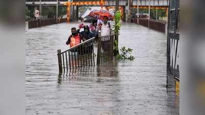 নাগাড়ে বৃষ্টির সঙ্গে ১০৭ কিমি বেগে ঝোড়ো হাওয়া, বেহাল মুম্বইয়ে বন্যার আশঙ্কা