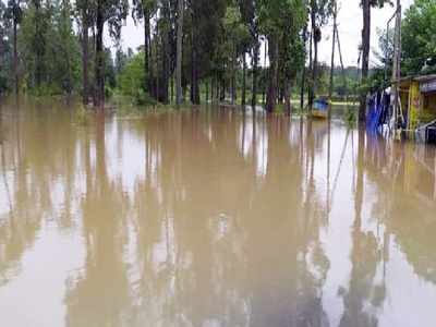 ദുരിതപ്പെയ്ത്ത്; വയനാട്ടിലെ നിരവധി റോഡുകള്‍ വെള്ളത്തിനടിയില്‍; മണ്ണിടിച്ചിലും രൂക്ഷം